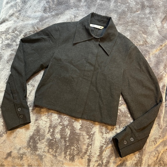 Zara Dark Grey Cropped Button Up Top Balloon Long Sleeve Collared XS Chic Modern - Picture 8 of 9